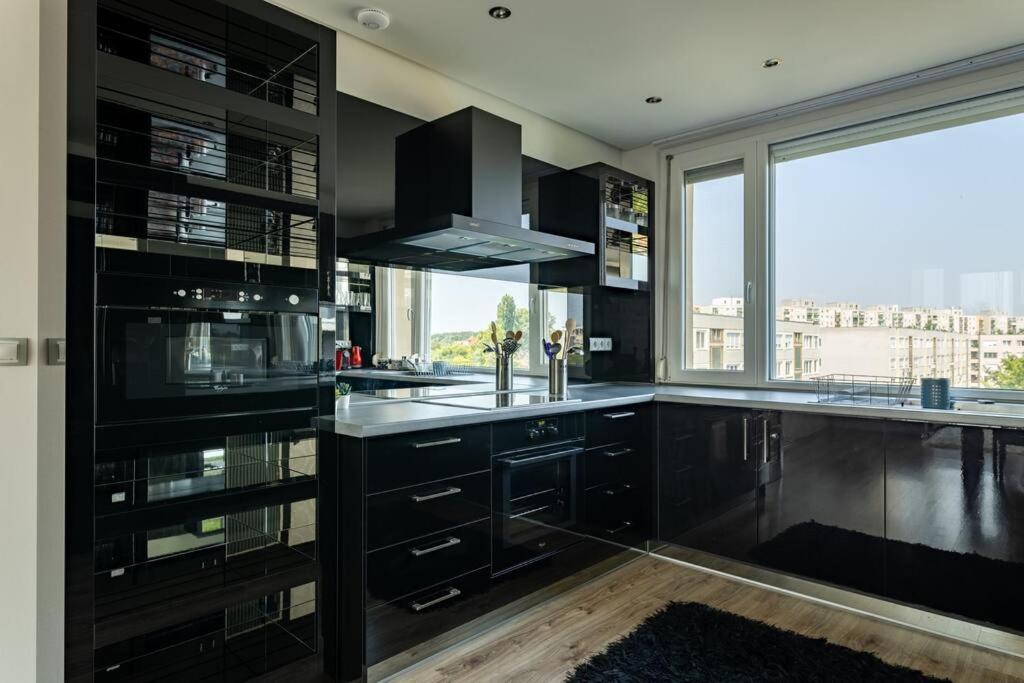 Martonfalvi Penthouse W Jacuzzi Debrecen Extérieur photo
